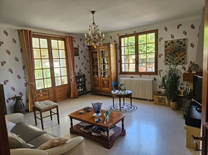 Image No.3-3 Bed House for sale