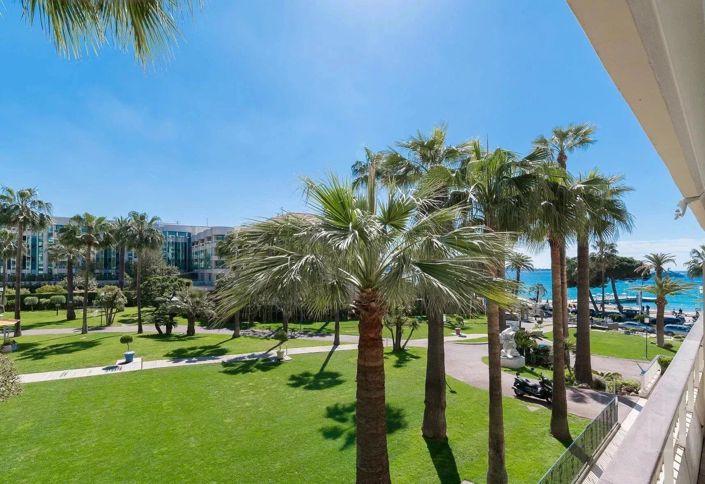 Image No.1-3 Bed Apartment for sale