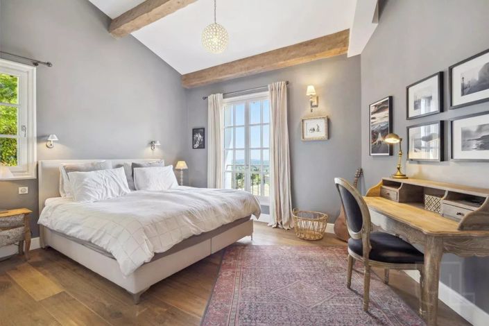 Image No.8-4 Bed House for sale