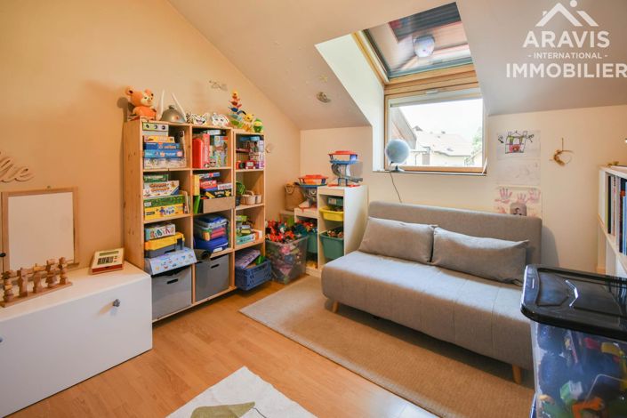 Image No.15-4 Bed House for sale