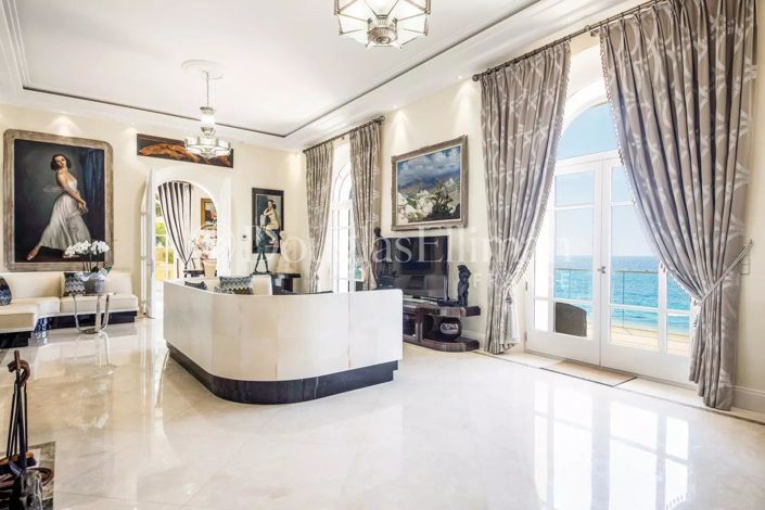 Image No.2-5 Bed House for sale