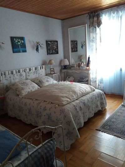 Image No.8-3 Bed House for sale