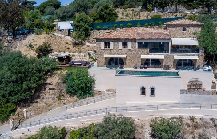 Image No.1-6 Bed House for sale