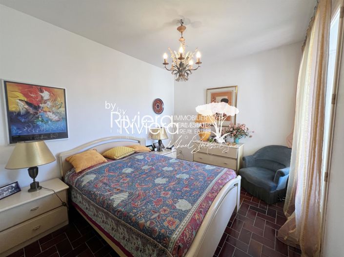 Image No.10-3 Bed Apartment for sale