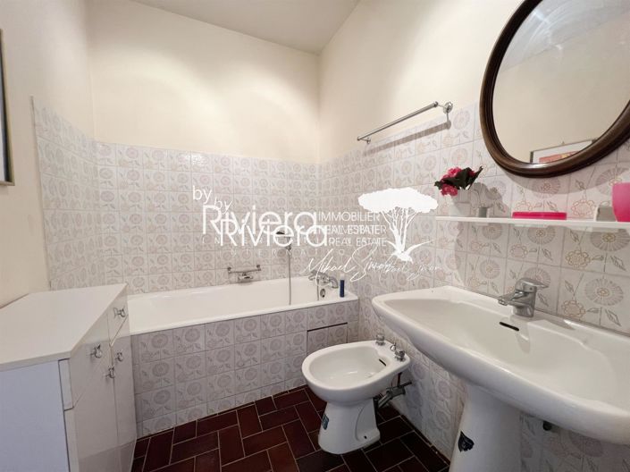 Image No.11-3 Bed Apartment for sale