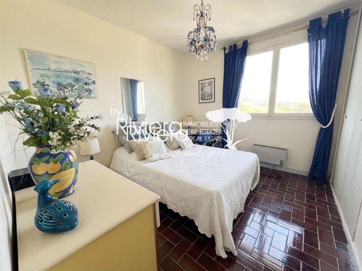 Image No.6-3 Bed Apartment for sale