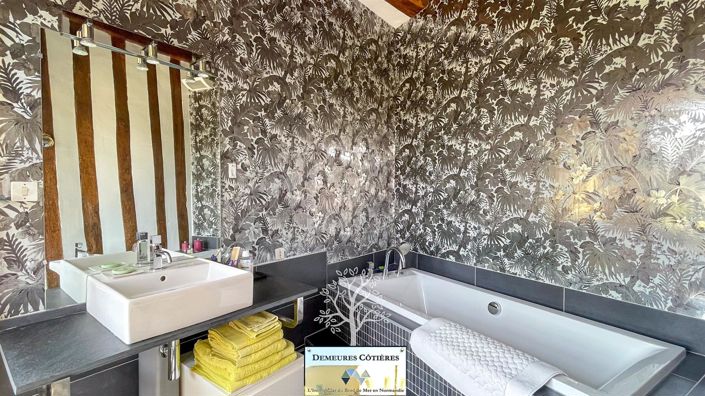 Image No.30-Propriété de 6 chambres à vendre à Étretat