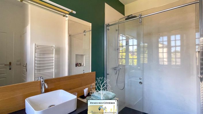 Image No.31-Propriété de 6 chambres à vendre à Étretat