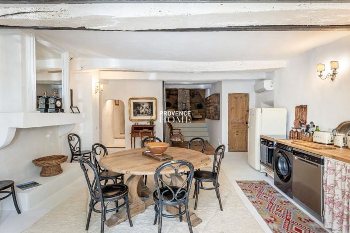 Image No.6-4 Bed House for sale