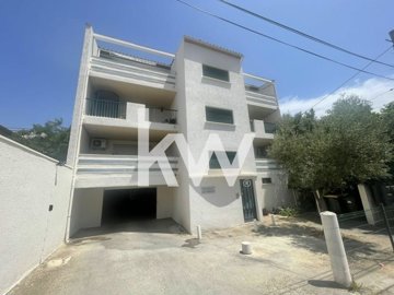 1 - Nîmes, Maison