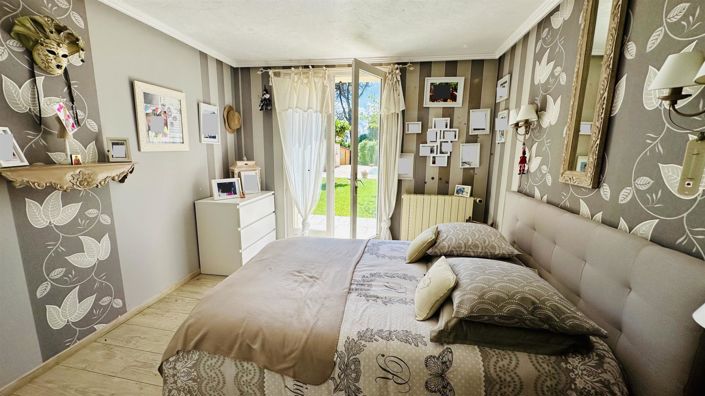 Image No.10-4 Bed House for sale