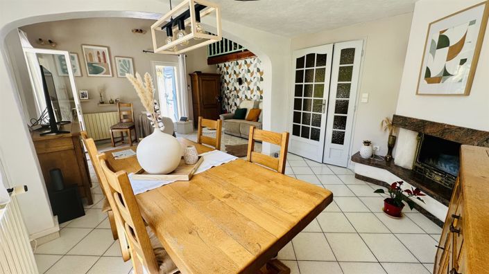 Image No.8-4 Bed House for sale