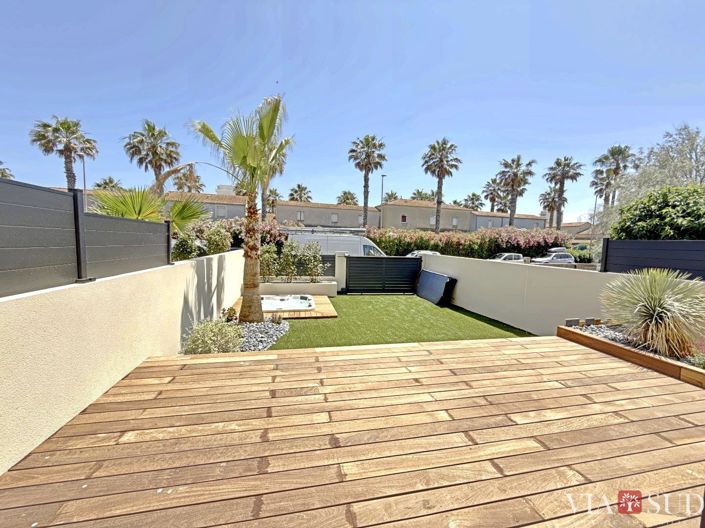 Image No.3-3 Bed Property for sale