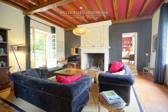 Image No.16-6 Bed House for sale