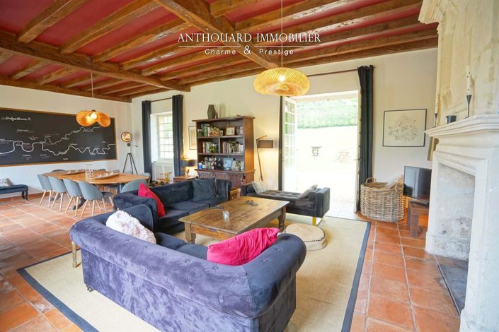 Image No.19-6 Bed House for sale