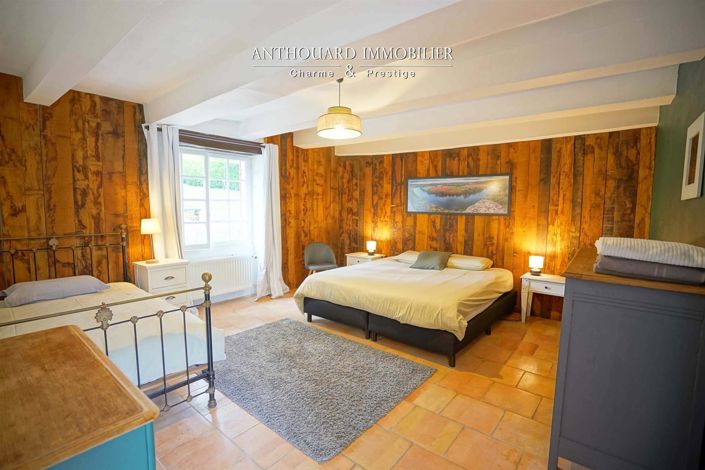 Image No.21-6 Bed House for sale