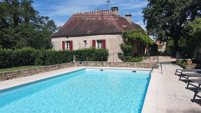 Image No.5-6 Bed House for sale