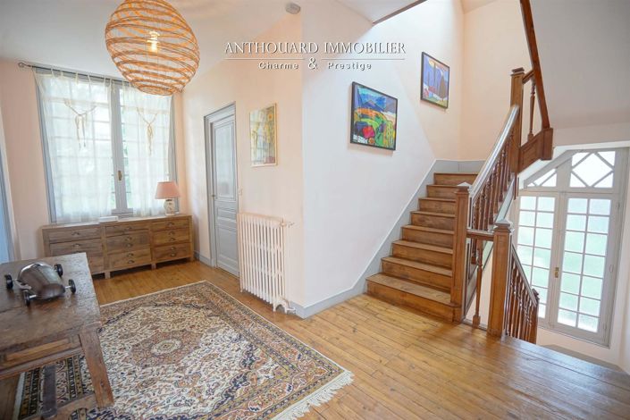 Image No.30-6 Bed House for sale