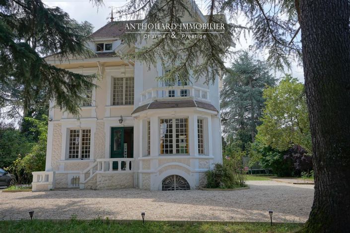 Image No.9-6 Bed House for sale