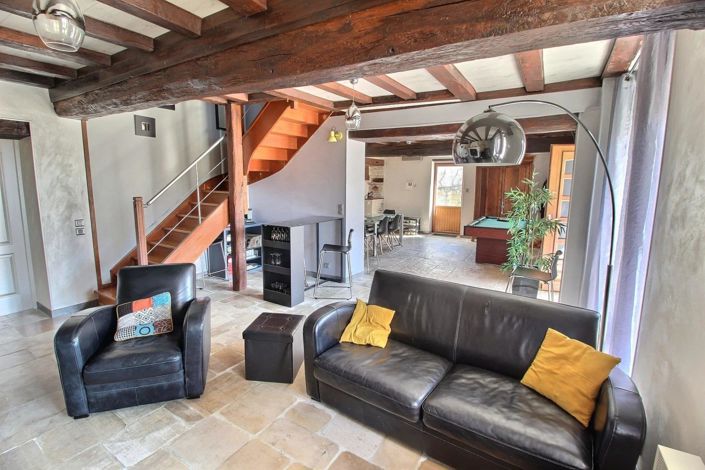 Image No.10-3 Bed House for sale