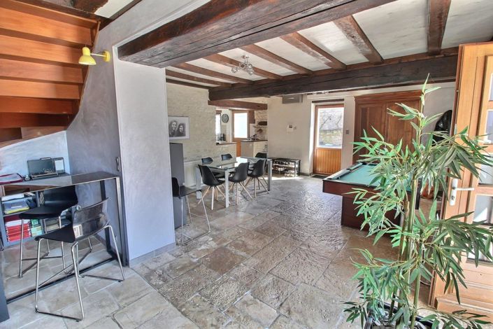 Image No.11-3 Bed House for sale