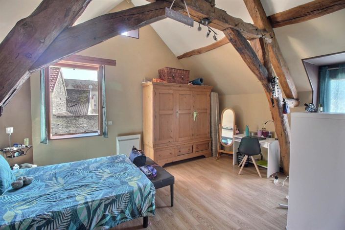 Image No.24-3 Bed House for sale