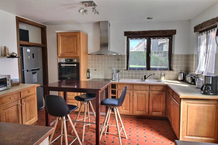 Image No.8-3 Bed House for sale