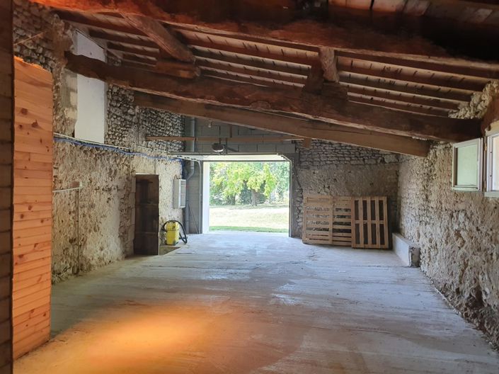 Image No.23-4 Bed House for sale