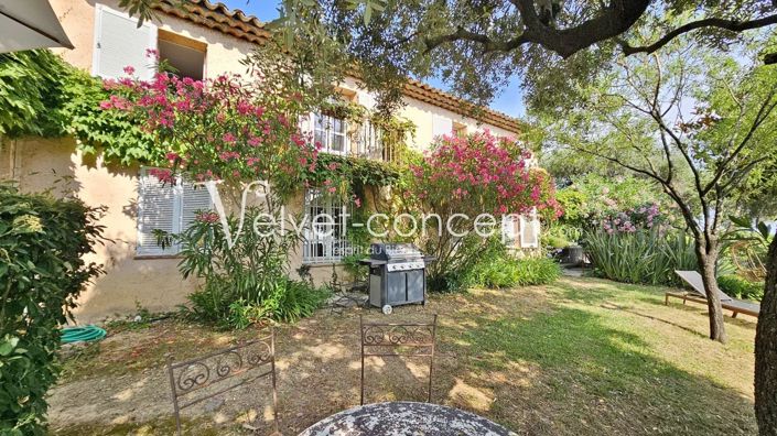 Image No.1-3 Bed House for sale