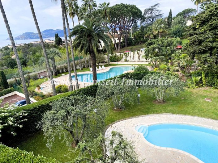 Image No.11-3 Bed Apartment for sale