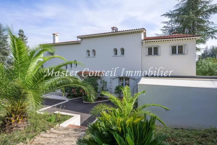 Image No.35-5 Bed House for sale