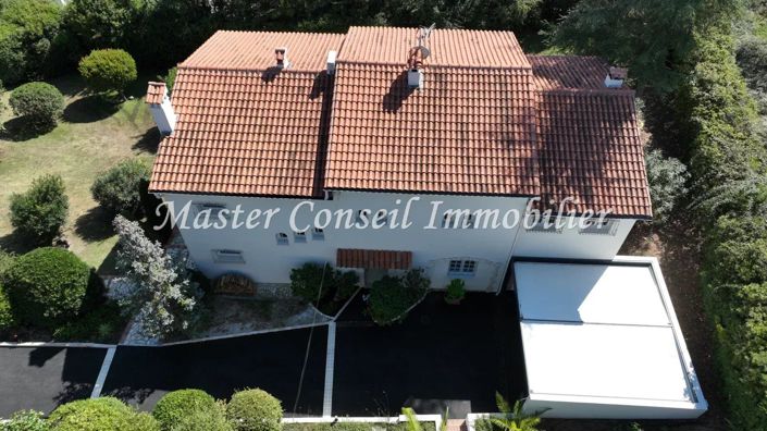 Image No.25-5 Bed House for sale