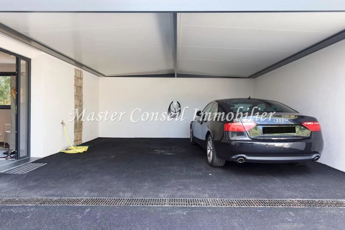 Image No.28-5 Bed House for sale