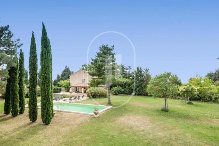 Image No.1-4 Bed House for sale