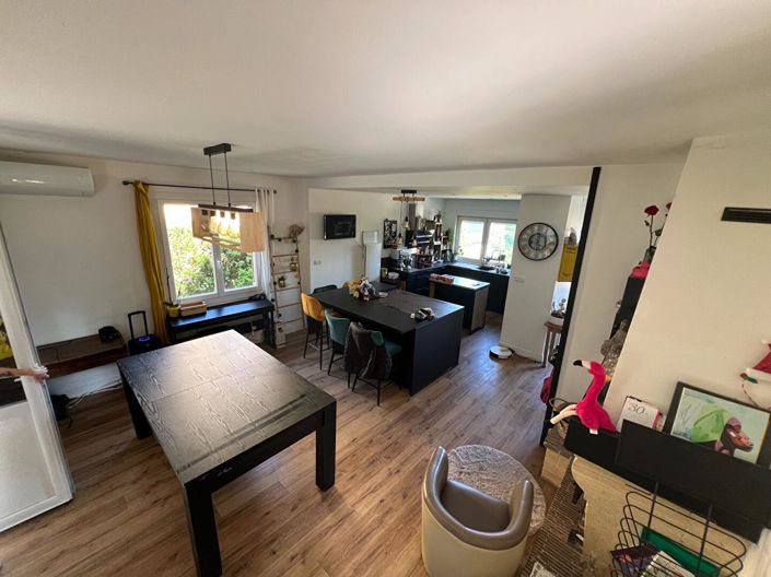 Image No.9-4 Bed House for sale