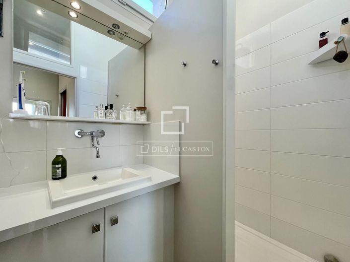 Image No.15-3 Bed Apartment for sale