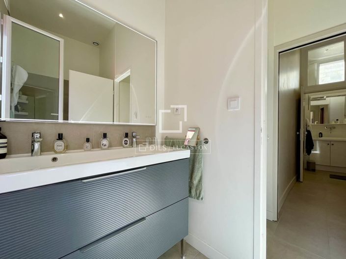 Image No.21-3 Bed Apartment for sale