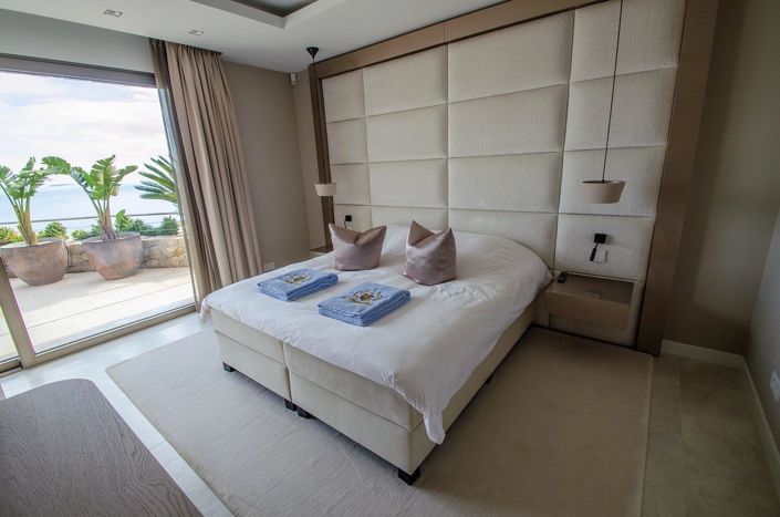 Image No.16-7 Bed House for sale