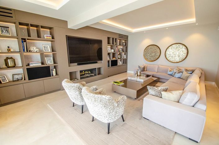 Image No.8-7 Bed House for sale