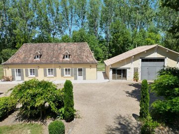 1 - Ménesplet, Maison