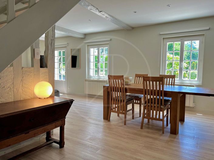 Image No.8-3 Bed House for sale