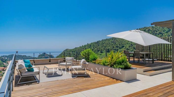 Image No.1-4 Bed House for sale