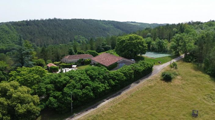 Image No.103-9 Bed Property for sale