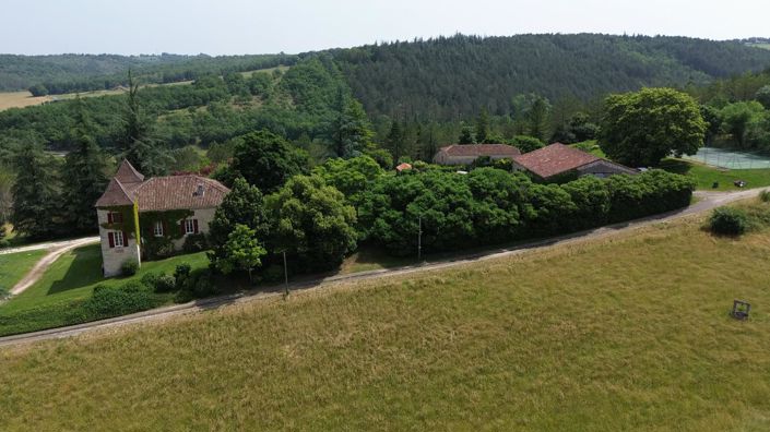 Image No.106-9 Bed Property for sale