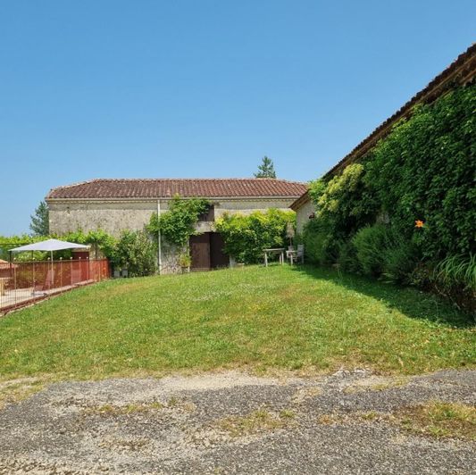 Image No.29-9 Bed Property for sale