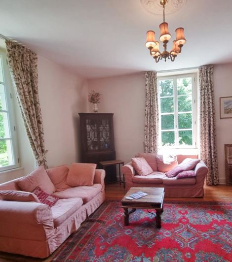 Image No.41-9 Bed Property for sale