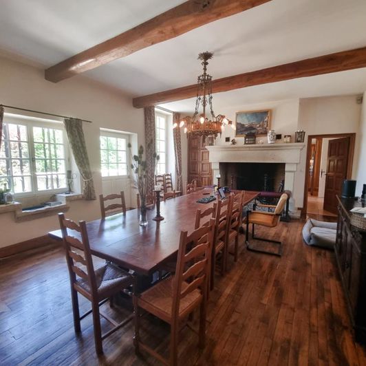 Image No.48-9 Bed Property for sale