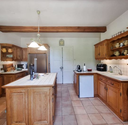 Image No.50-9 Bed Property for sale