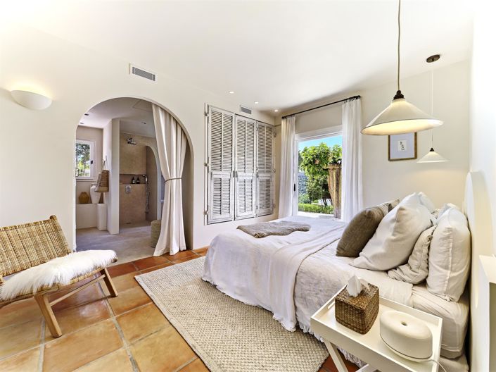 Image No.14-5 Bed House for sale