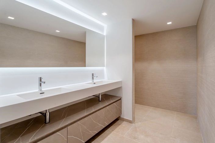 Image No.14-4 Bed House for sale